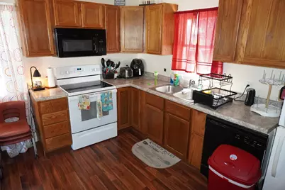 415 Gibbs Avenue, Wapakoneta, OH 45895 - Photo 7