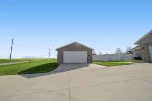 16030 Pusheta Rd, Wapakoneta, OH 45895 - Photo 5