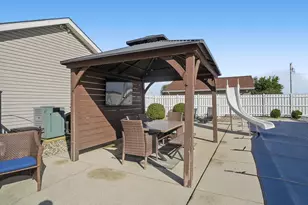 16030 Pusheta Rd, Wapakoneta, OH 45895 - Photo 11