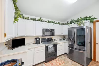3126 Lakeview Court #3126, Springfield, OH 45503 - Photo 13