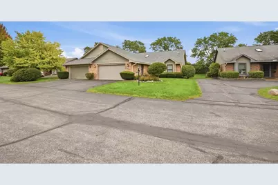 3126 Lakeview Court #3126, Springfield, OH 45503 - Photo 3