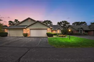 3126 Lakeview Ct, Springfield, OH 45503 - Photo 1