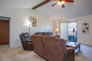8030 Chipgate Ct, Huber Heights, OH 45424 - Photo 11