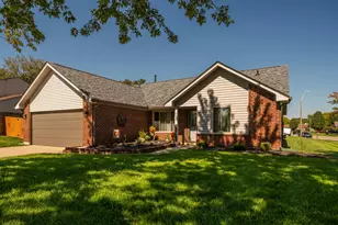 8030 Chipgate Ct, Huber Heights, OH 45424 - Photo 29