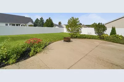 1715 Wildwood Court, Wapakoneta, OH 45895 - Photo 63