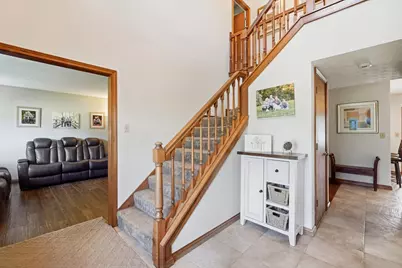 10525 Frederick Pike, Vandalia, OH 45377 - Photo 9