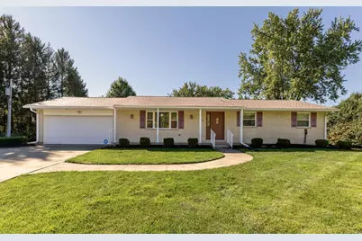 920 E Shoop Road, Tipp City, OH 45371 - Photo 1