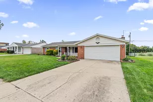 230 S Dorset Rd, Troy, OH 45373 - Photo 3