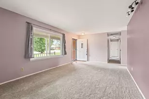 230 S Dorset Rd, Troy, OH 45373 - Photo 9
