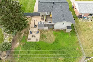549 Locust Ln, Troy, OH 45373 - Photo 13