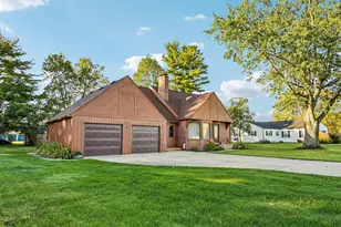 1419 Grimes Cir, Urbana, OH 43078 - Photo 3