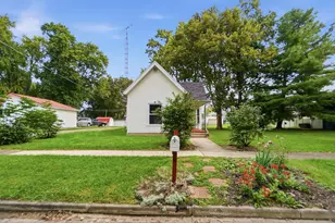 111 Maple St, Belle Center, OH 43310 - Photo 9