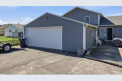 210 N Main Street, Jackson Center, OH 45334 - Photo 35