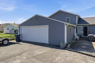 210 N Main St, Jackson Center, OH 45334 - Photo 35