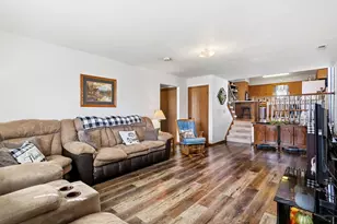210 N Main St, Jackson Center, OH 45334 - Photo 25