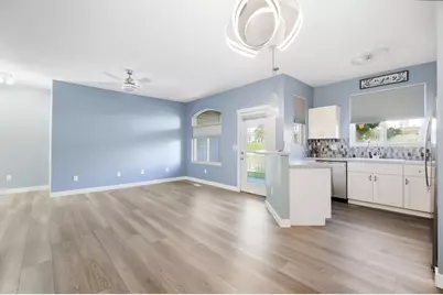 9413 Captiva Bay Drive, Miamisburg, OH 45342 - Photo 13
