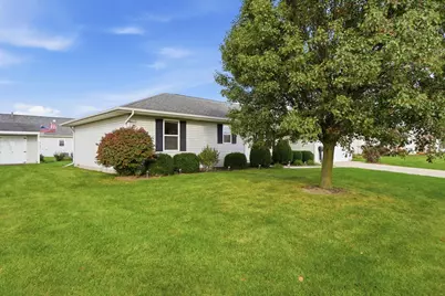 923 Sunrise Drive, Wapakoneta, OH 45895 - Photo 3