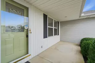 923 Sunrise Dr, Wapakoneta, OH 45895 - Photo 5