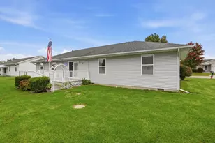 923 Sunrise Dr, Wapakoneta, OH 45895 - Photo 39