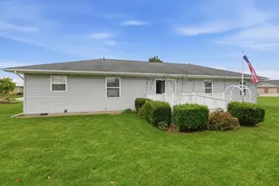 923 Sunrise Dr, Wapakoneta, OH 45895 - Photo 41