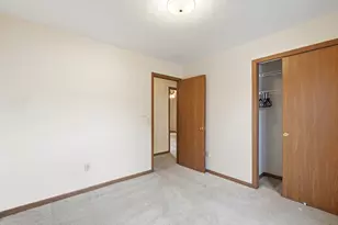 923 Sunrise Dr, Wapakoneta, OH 45895 - Photo 29