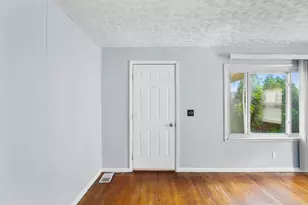 865 Clarkson Ave, Dayton, OH 45402 - Photo 3