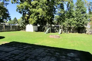 321 Kelly Way, Bellefontaine, OH 43311 - Photo 5
