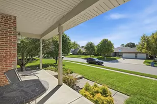 603 Copperfield Ln, Tipp City, OH 45371 - Photo 5