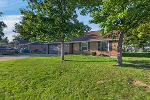 404 E Walnut St, Anna, OH 45302 - Photo 3