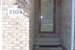 2104 Indian Ridge Dr, Piqua, OH 45356 - Photo 3