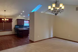 2404 Kensington Dr, Saint Marys, OH 45885 - Photo 15