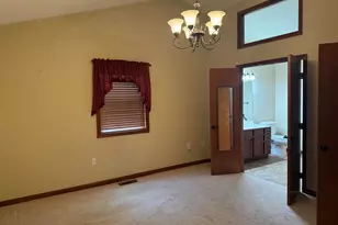 2404 Kensington Dr, Saint Marys, OH 45885 - Photo 19
