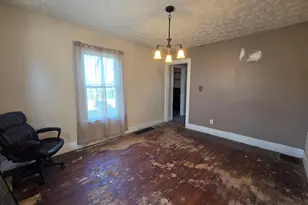 2077 Stanview Ave, Dayton, OH 45404 - Photo 7