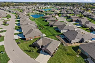 864 W Bentley Cir, Troy, OH 45373 - Photo 47