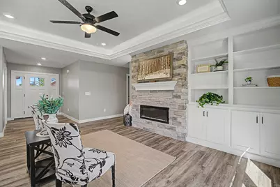 864 W Bentley Circle, Troy, OH 45373 - Photo 9