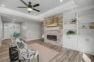 864 W Bentley Cir, Troy, OH 45373 - Photo 9
