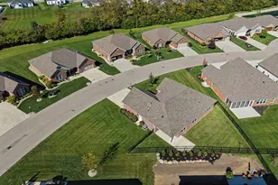 864 W Bentley Cir, Troy, OH 45373 - Photo 49