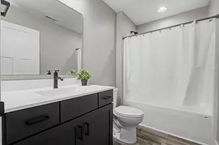 864 W Bentley Cir, Troy, OH 45373 - Photo 29