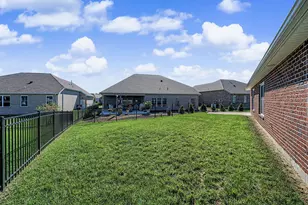 864 W Bentley Cir, Troy, OH 45373 - Photo 39