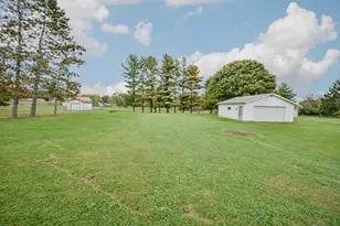 5560 S Pitchin Rd, Springfield, OH 45502 - Photo 25