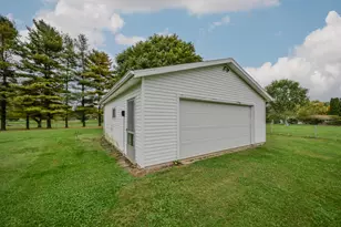 5560 S Pitchin Rd, Springfield, OH 45502 - Photo 29