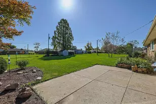2416 Apricot Dr, Dayton, OH 45431 - Photo 29