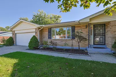 2416 Apricot Drive, Dayton, OH 45431 - Photo 3