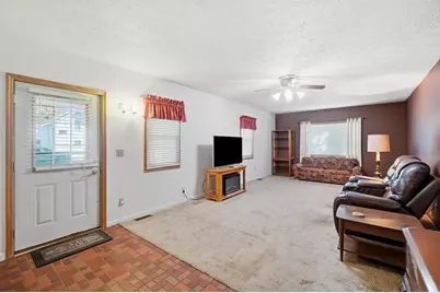 7570 Troy Road, Springfield, OH 45502 - Photo 9
