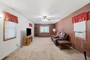 7570 Troy Rd, Springfield, OH 45502 - Photo 11