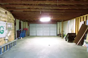 202 W College St, Jackson Center, OH 45334 - Photo 27