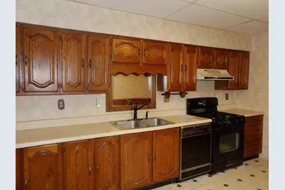 302 Mill Street, Williamsport, OH 43164 - Photo 5
