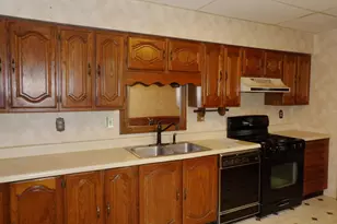 302 Mill St, Williamsport, OH 43164 - Photo 5