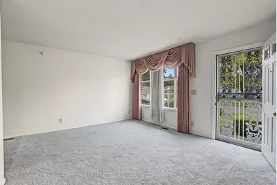 109 Delcourt Drive, Springfield, OH 45506 - Photo 5