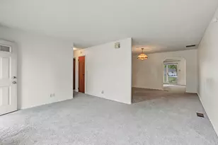109 Delcourt Dr, Springfield, OH 45506 - Photo 3